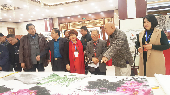中国书画名家侯荣亚作品推介会暨荷花艺术家协会筹备会 暨雄安企业家交流会在任丘市启动 图3