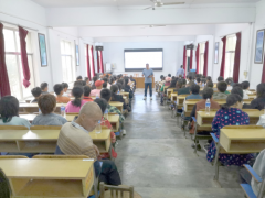 襄州：云毅慈善基金会助学金，助力黄龙镇中学贫困学子圆梦！