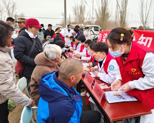 义诊现场.jpg