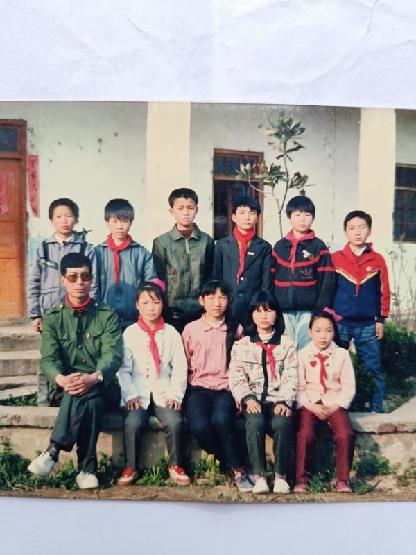 王光兴与学生合影（1990年）.jpg