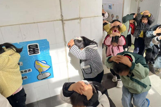 屏幕截图 2025-04-02 194428.png