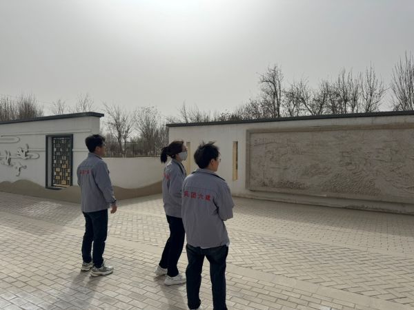 传承红色精神，汲取奋进力量——第一工程公司阿拉尔上海知青林学习之旅（宋俊德摄影） (3).jpg