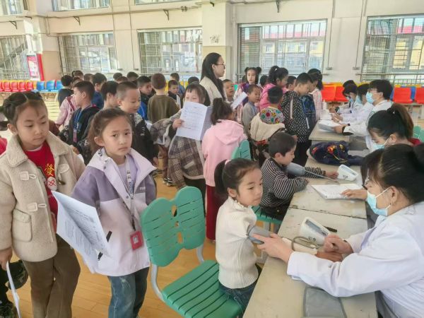 体检现场.jpg
