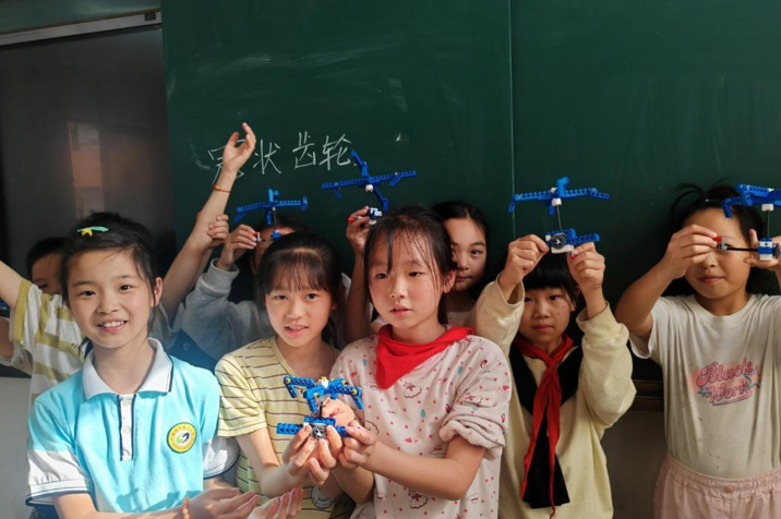 屏幕截图 2025-04-18 194714.png