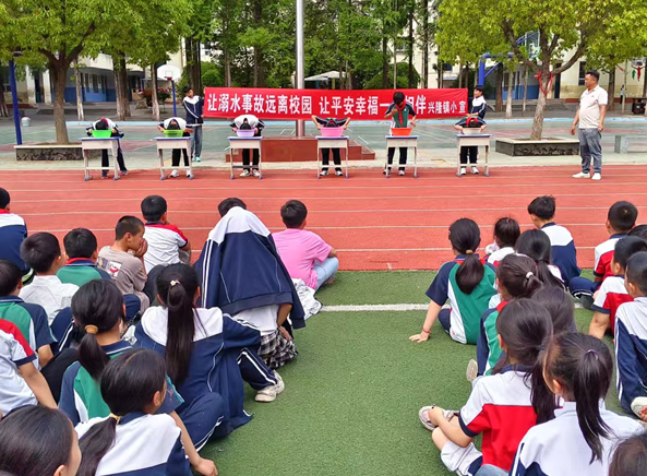 屏幕截图 2025-04-30 201417.png