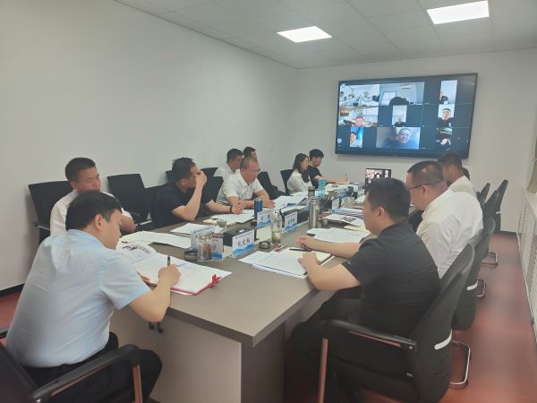 专题会.jpg