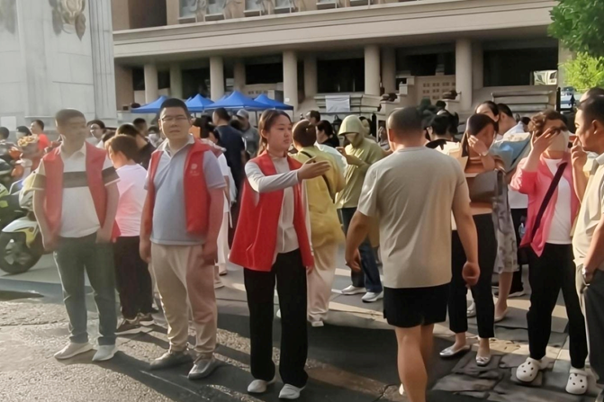 屏幕截图 2025-06-11 180957.png