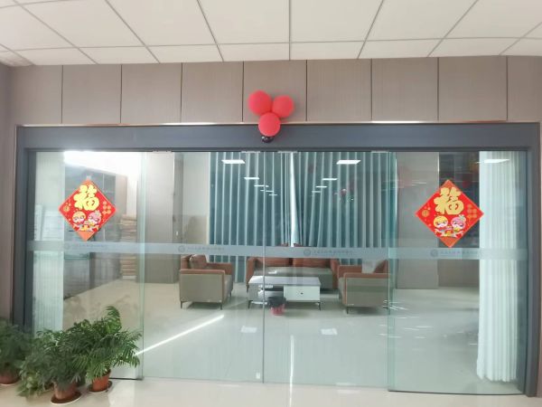 为保护公众的健康隐私，十二团医院健康促进中心还增设了独立的检后咨询室，为公众进行详细、专业的体检报告解读，提供健康指导和进一步就医建议，全方位做好公众的健康管理服务.jpg