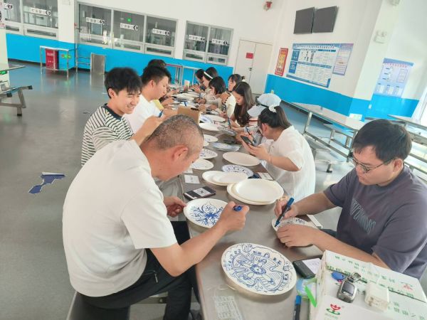 非遗盘绘体验..jpg