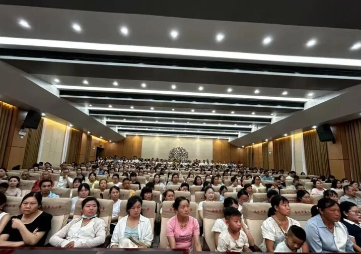 屏幕截图 2025-09-19 183628.png