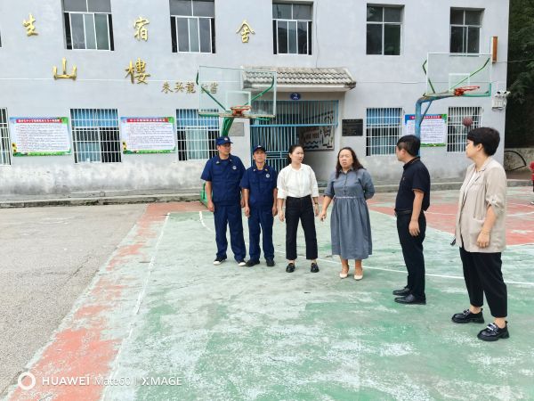 学校2.jpg