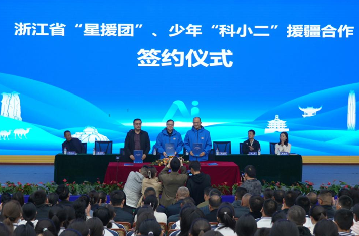 屏幕截图 2025-10-10 190229.png