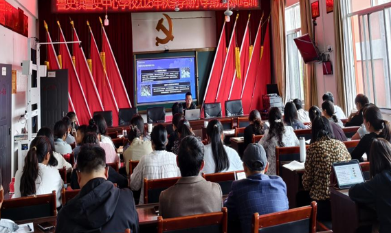 屏幕截图 2025-10-15 200916.png