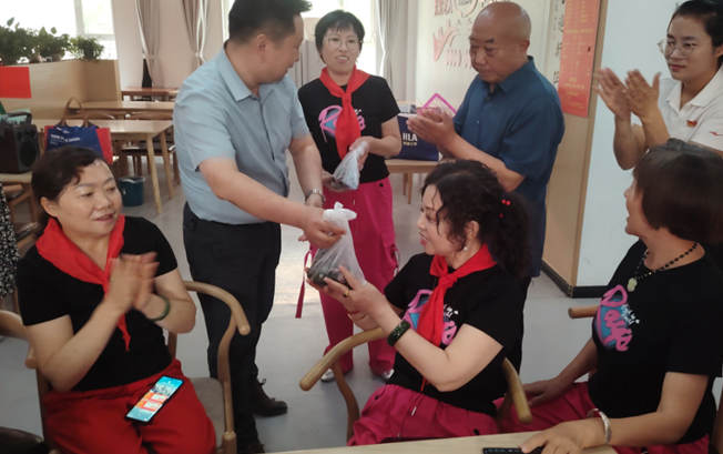 屏幕截图 2025-10-16 184906.png
