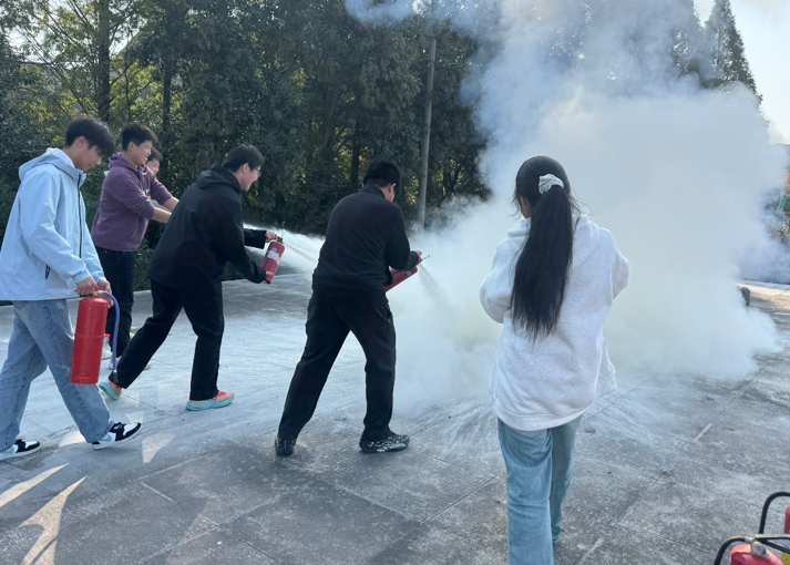 屏幕截图 2025-10-28 215008.png