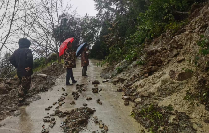 11201763630084979884.png screenshot-1763629714897.png