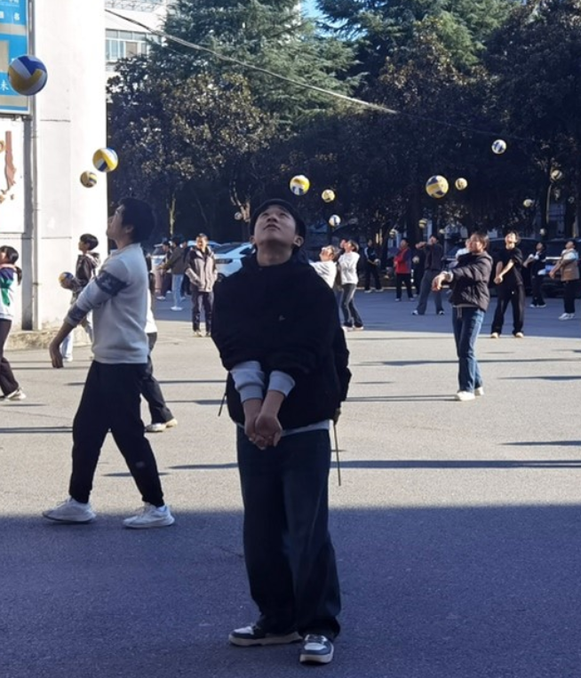 11241763984104729658.png 屏幕截图 2025-11-24 192842.png