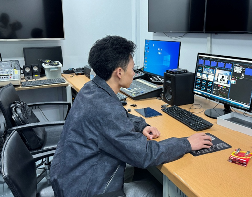 屏幕截图 2025-11-28 192415.png