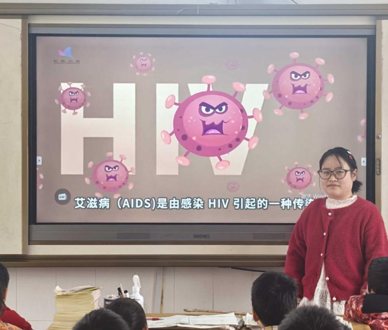 屏幕截图 2025-12-02 191836.png