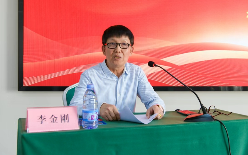 12061765002007588067.png screenshot-1764997182623.png