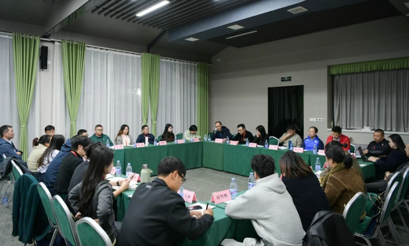 12061765002089927007.png screenshot-1764997212988.png