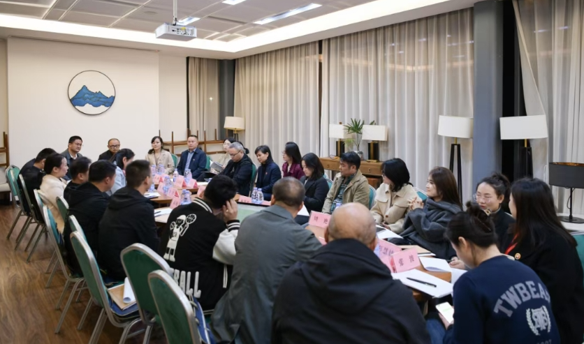 12061765002245704973.png screenshot-1764997258468.png