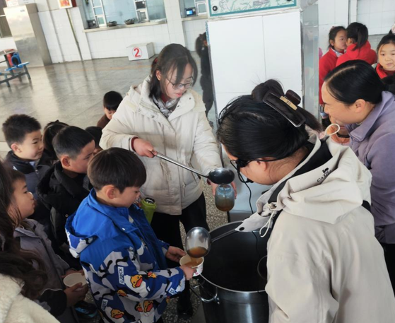 屏幕截图 2025-12-08 185937.png