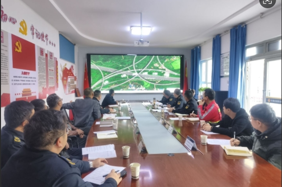 12081765196156761571.png screenshot-1765196103582.png