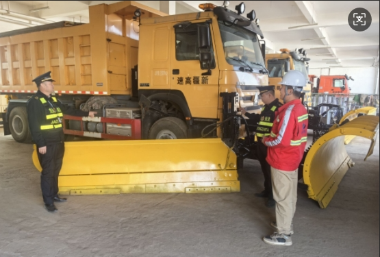 12081765196165804092.png screenshot-1765196129705.png