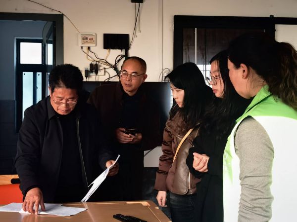 12091765277069802414.jpg 002.jpg