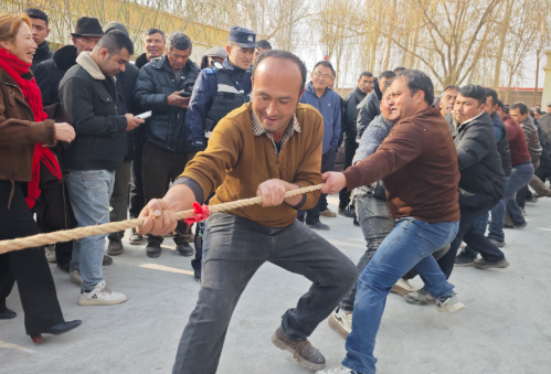 屏幕截图 2025-12-12 190437.png