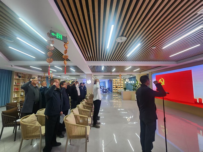 12141765710338905931.jpg 5481de25a3e922b1555dae86ce2d06c2.jpg