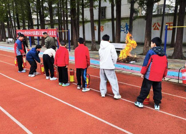 12151765795633259668.png 屏幕截图 2025-12-15 184639.png