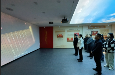 12161765879757330732.png screenshot-1765879627172.png