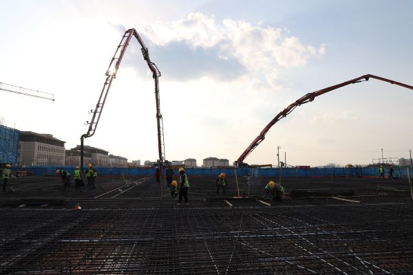 35.8万立方米！天筑白杨预拌砼公司创建站年产销纪录 (2).JPG