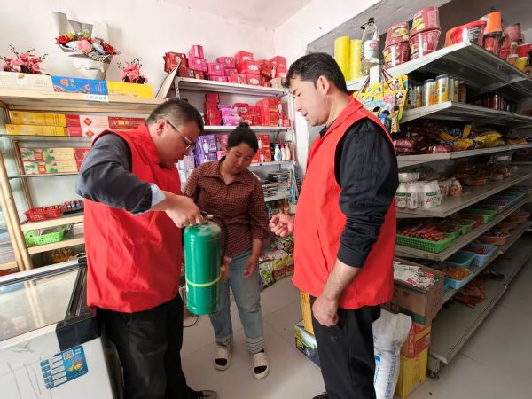 04101775821887202627.jpg 14e18583cf04c0e954229323b42be500.jpg