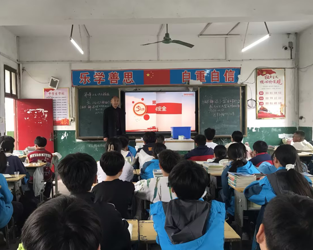 屏幕截图 2026-04-15 234628.png