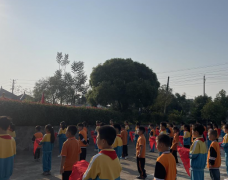 高举党旗跟党走 争做新时代好少年  ——湖北钟祥市东桥小学热烈庆祝少先队77周年主题队日活动